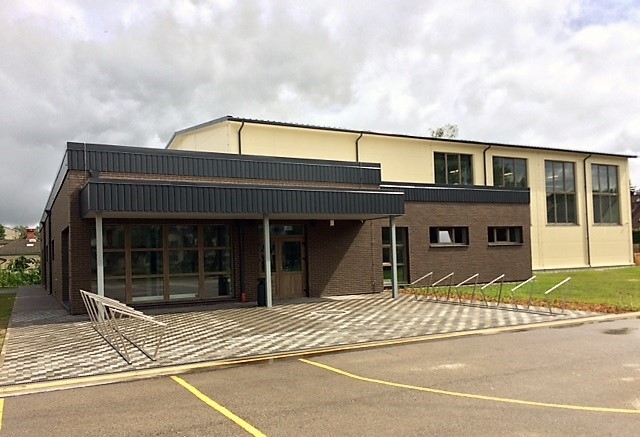 Sporta zāle